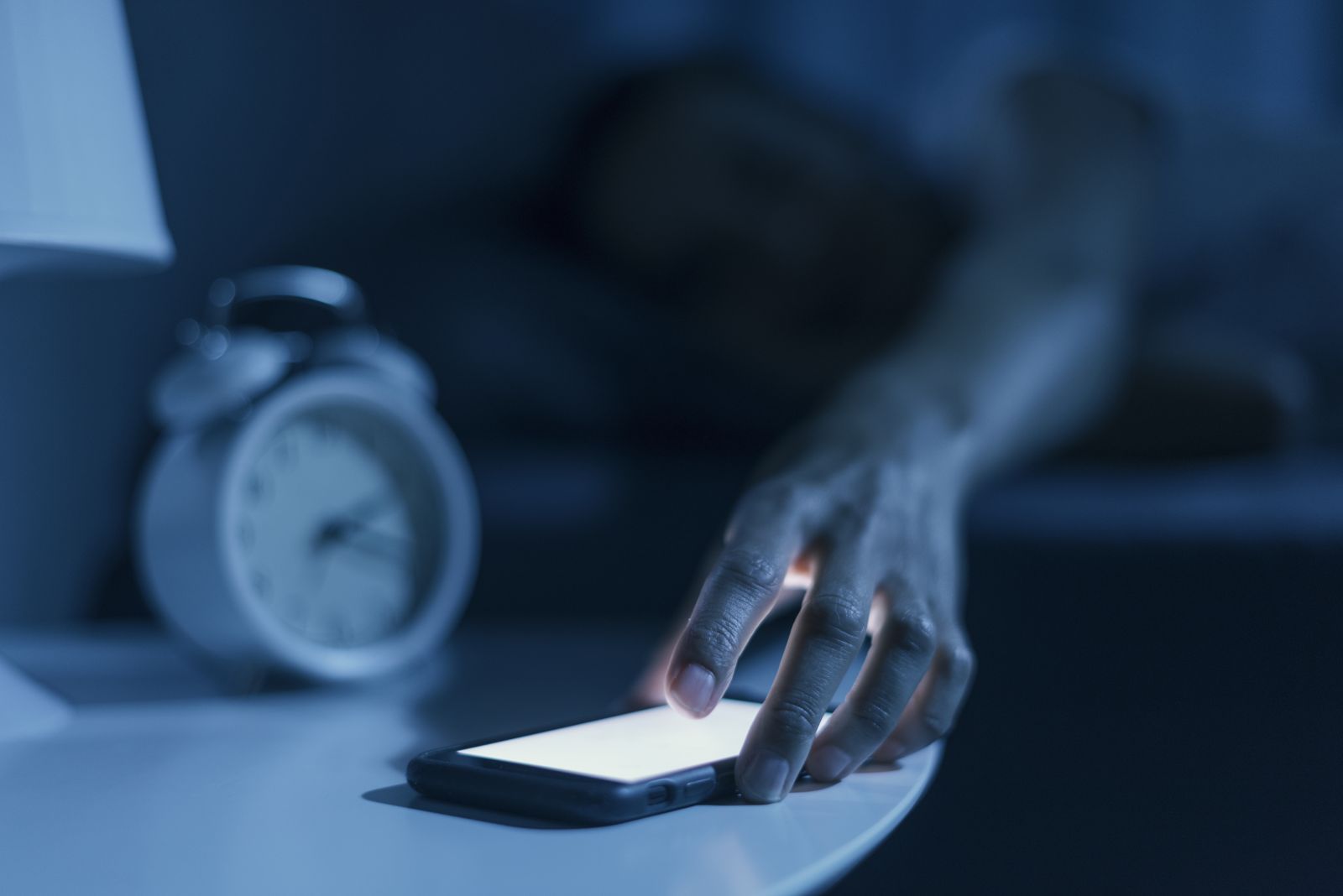 Sonntags nicht schlafen können – Das „Social Jetlag"-Phänomen – Schlaf